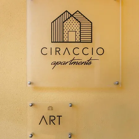 Ciraccio * Procida