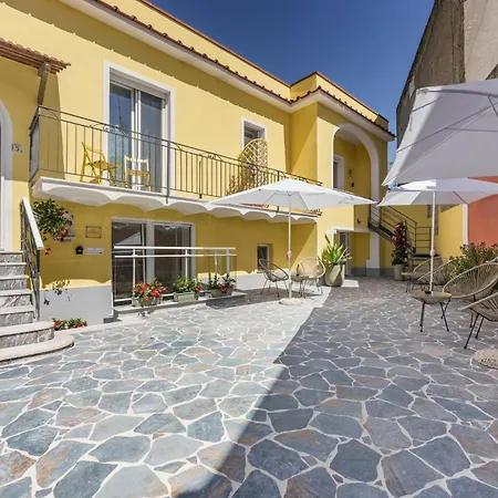 Ciraccio Apartment Procida