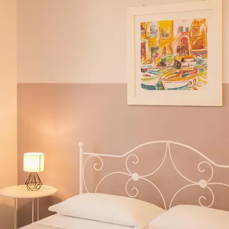 Ciraccio Apartment