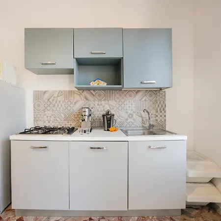 Ciraccio Apartment *