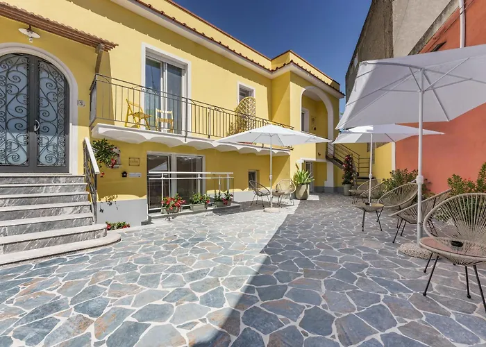 Ciraccio Apartment Procida